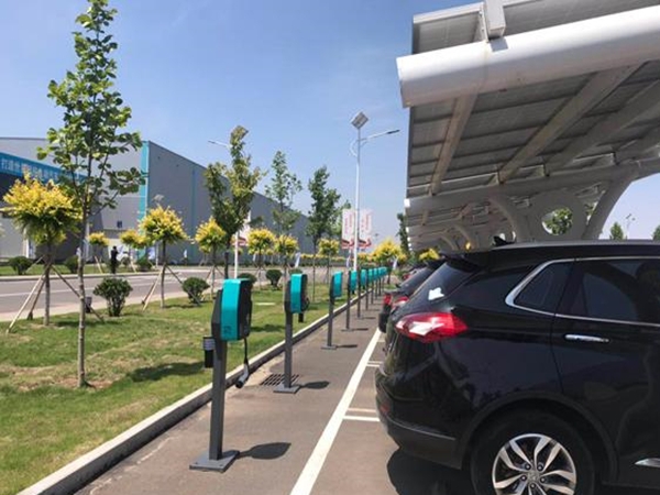 車樁比要從2.5:1提到1:1，國常會力挺的這個市場或?qū)⑻舸罅? />
						</div>
					</div>
					<div   id=